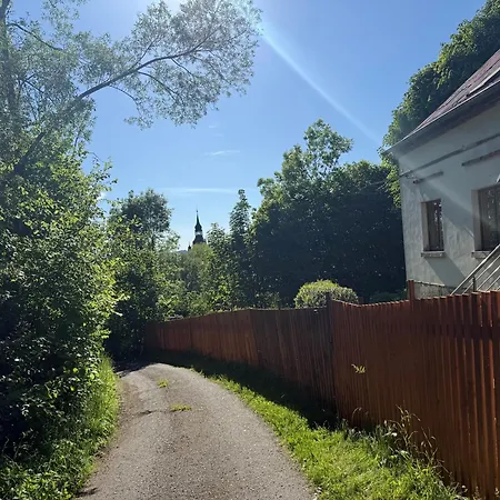 V Soukromí -